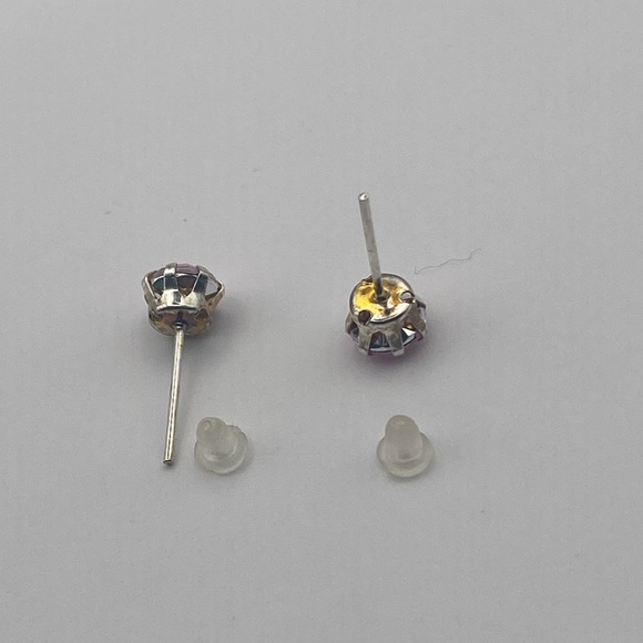 🎈Sale 🎈2 for $10 never worn pink modern birthstone for October post earrings - Picture 4 of 4